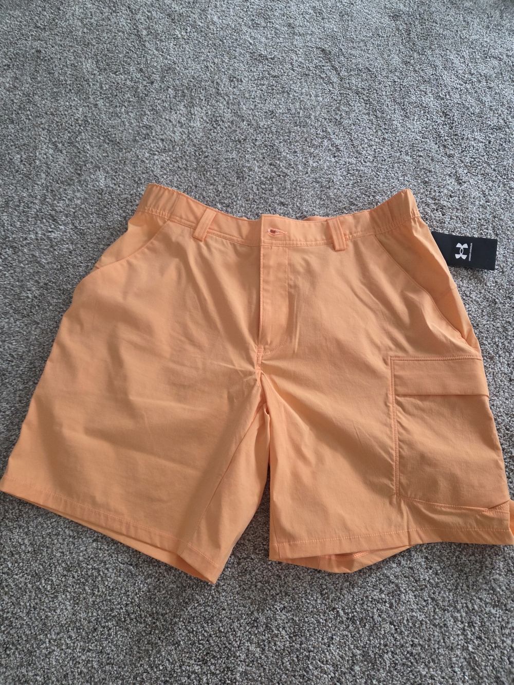 Under Armour Men’s Peach-Orange Cargo Shorts